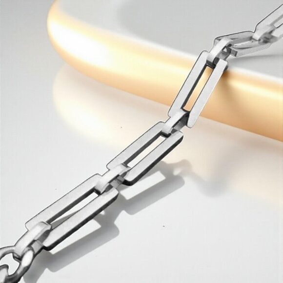 ๐๏ธMinimalist Cuban Chain Necklace 18K White Gold Plated Stainless Steel Modern - Picture 4 of 11